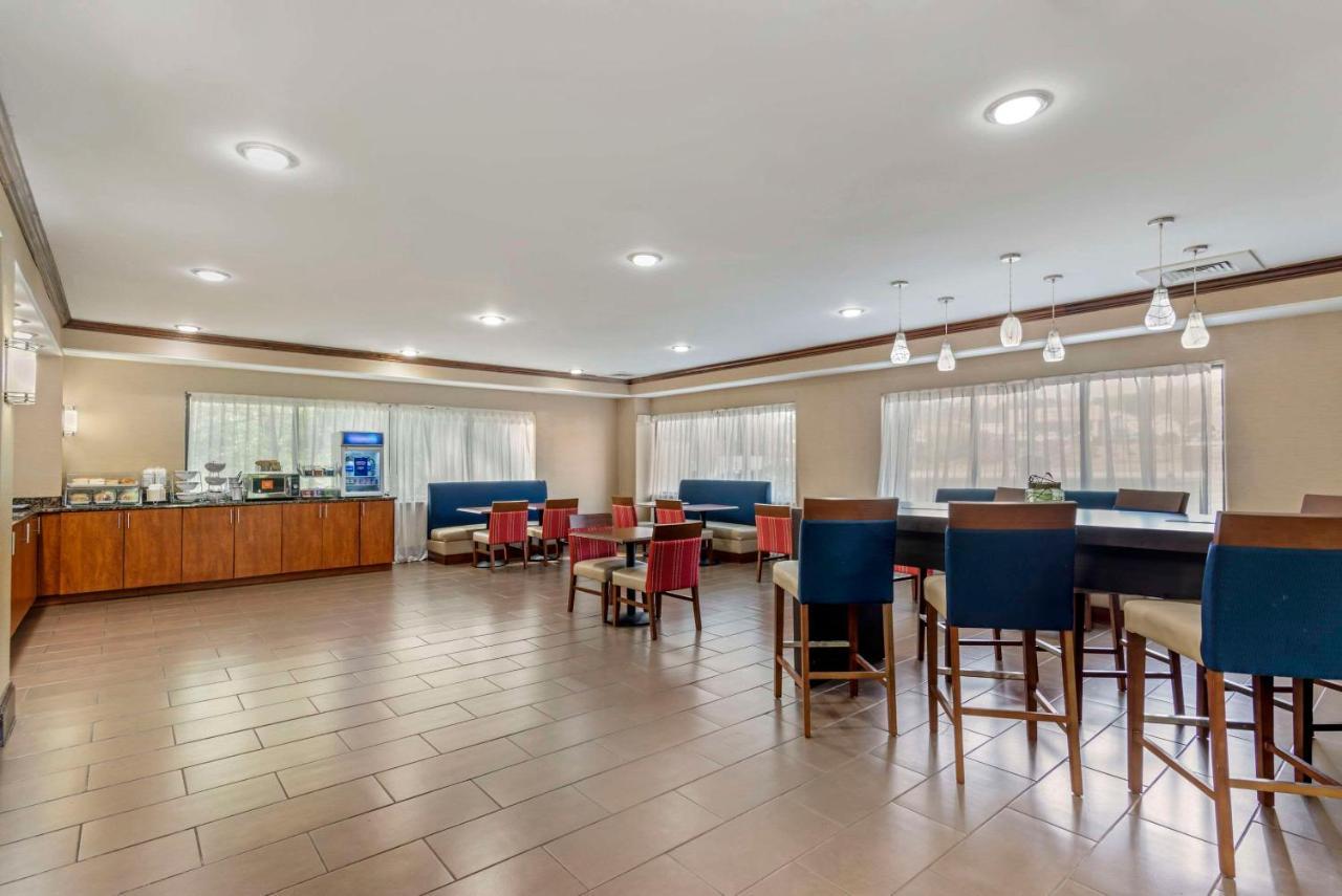 Comfort Suites At Kennesaw State University Zewnętrze zdjęcie